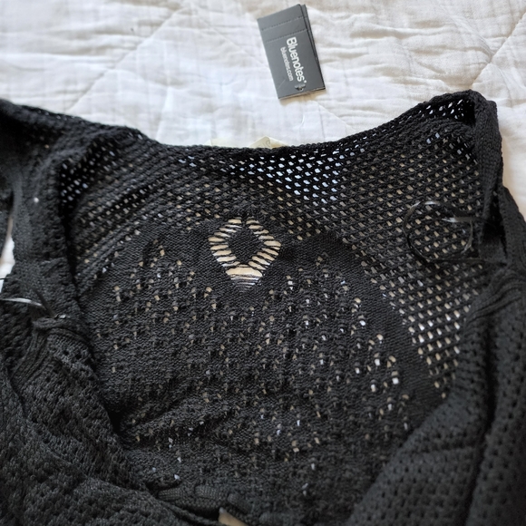 Crop Top - Picture 2 of 2